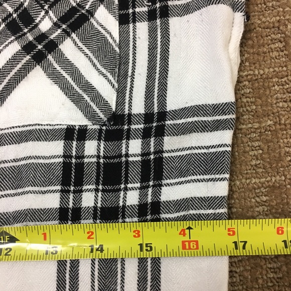 Rails Black White Plaid Button Down Shirt Small - Picture 6 of 8